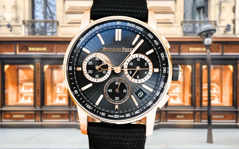 Audemars Piguet surprend encore avec le Code 11.59 noir et or : une fusion parfaite de technologie et de style !