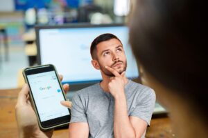 Apple et Google préparent une révolution silencieuse sur iOS 19 et Android 15 : pourquoi 2025 sera l’année des systèmes intelligents autonomes Apple et Google préparent une révolution silencieuse sur iOS 19 et Android 15 : pourquoi 2025 sera l’année des systèmes intelligents autonomes