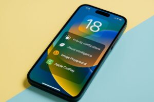 Entre nouveaux emojis inutiles et CarPlay en panne, iOS 18.4.1 est une mise à jour qu’on aurait préféré éviter