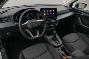 Avec un moteur casi indestructible fabriquée en Europe, sobre et fiable : cette voiture défie les Véhicules les moins cher du marché