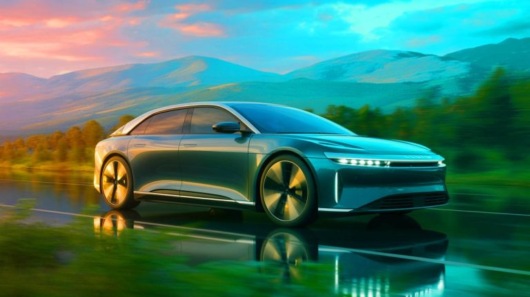 « Elle roule 1200 km sans recharger » : cette voiture électrique bat tous les records… mais son prix donne le vertige