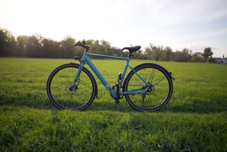 « Ce vélo électrique a changé ma vie urbaine » : découvrez le Touroll MA2, l’allié incontournable pour dominer les rues bondées avec style et efficacité