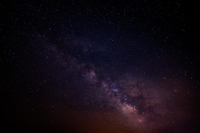 Un vide cosmique d’un milliard d’années-lumière pourrait bouleverser notre compréhension de l’Univers selon des astronomes