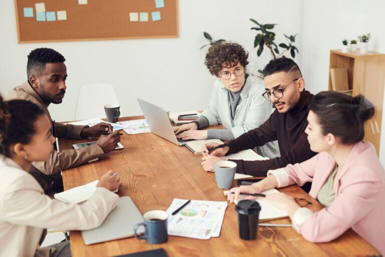 Intégrer la technologie dans une stratégie d&rsquo;entreprise efficace