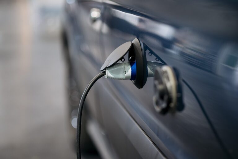 Renault et EDF visent la recharge bidirectionnelle en 2027