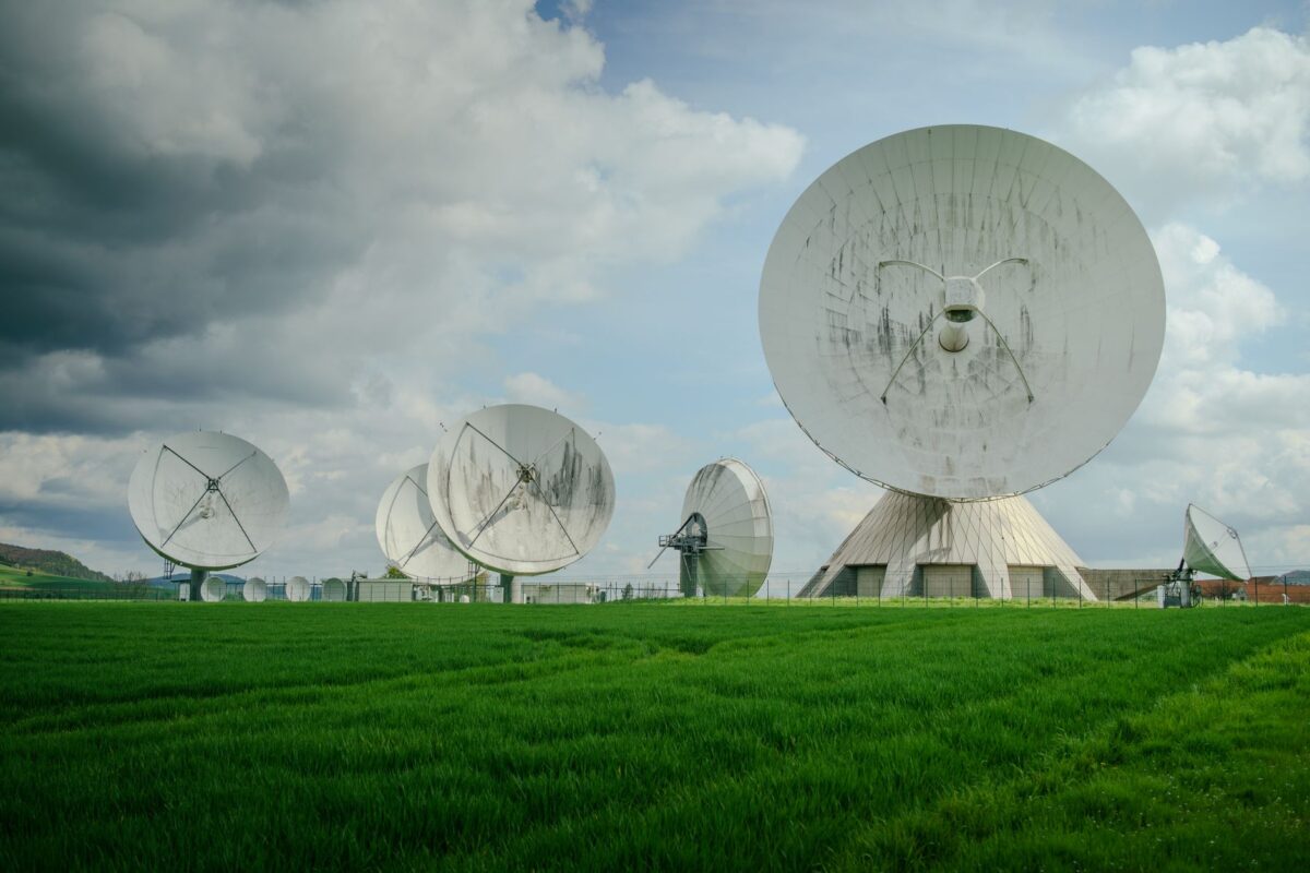 Quatre opérateurs européens préparent une riposte commune à Starlink dans l’espace